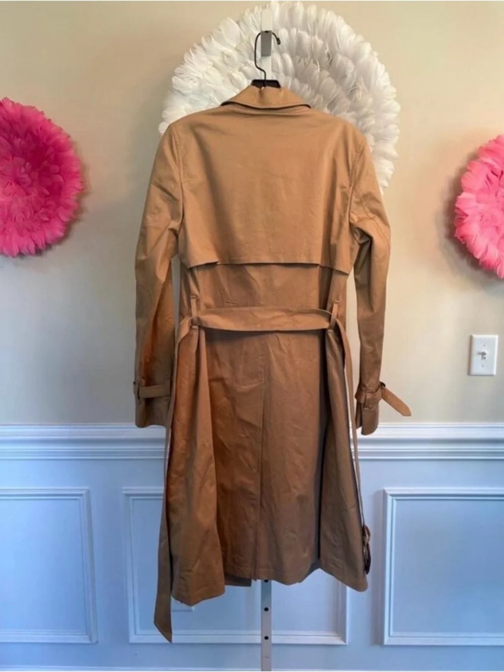 Aritzia Classic Tan Double-Breasted Trench Coat with Belt - Picture 4 of 5